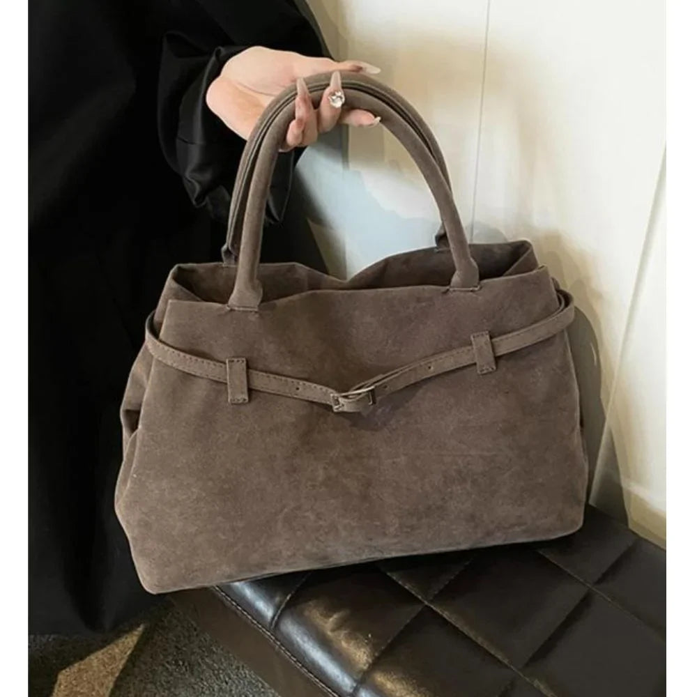 EllaCarry™ | Oversized Shoulder Bag - Roomy, Elegant, Effortless
