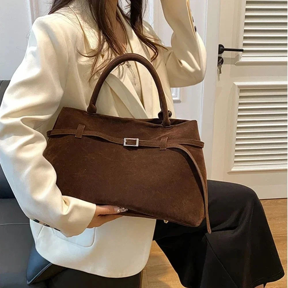 EllaCarry™ | Oversized Shoulder Bag - Roomy, Elegant, Effortless